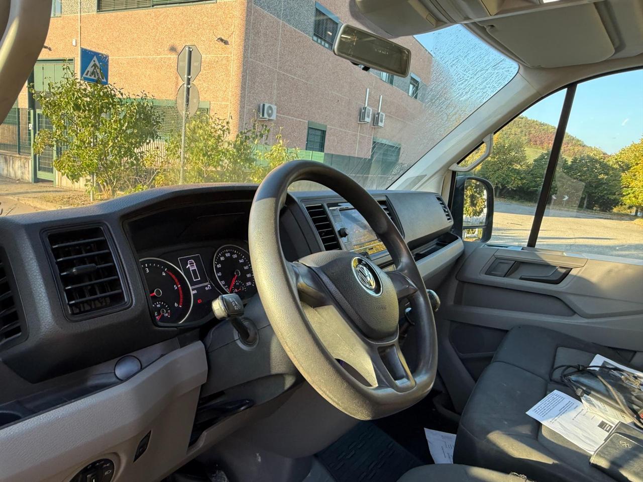 VOLKSWAGEN Crafter Ribaltabile trilaterale crafter 35 2.0 tdi 140cv L3 ribalt.tril. Business