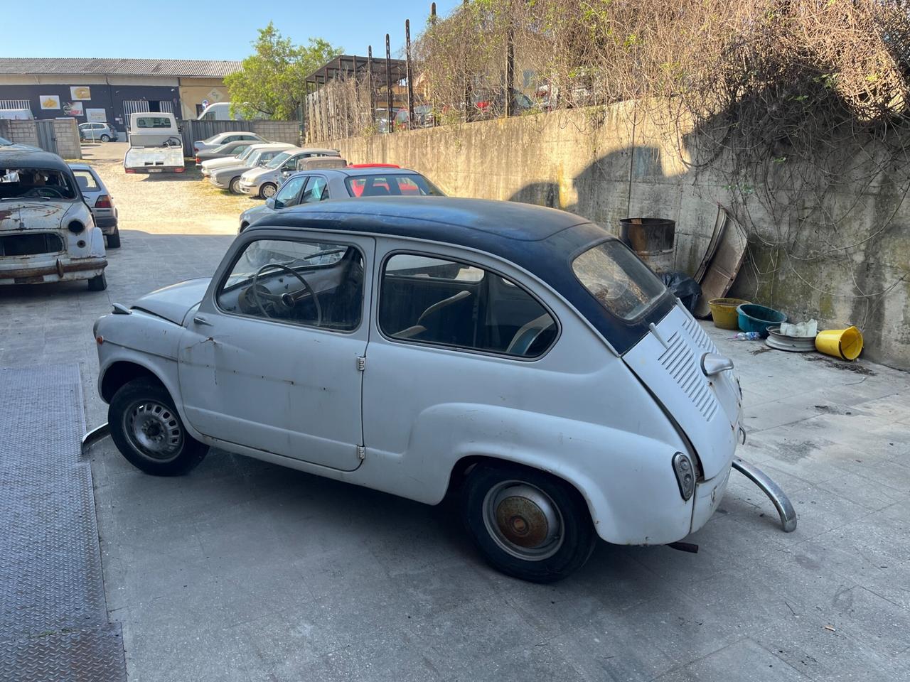 Fiat 600 Da restauro