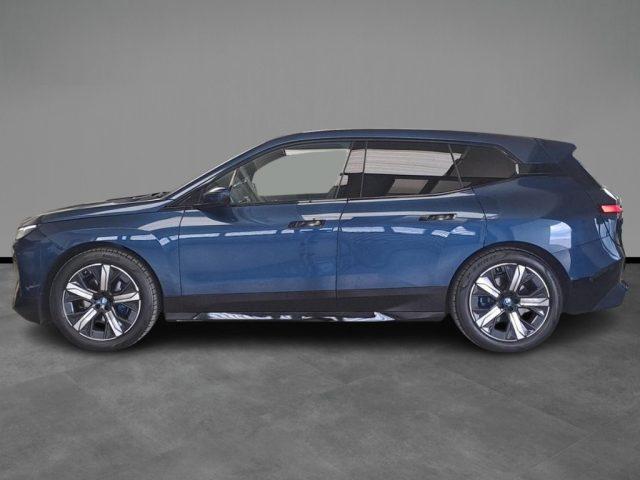 BMW iX xDrive 40 Pacchetto Sportivo Aut.
