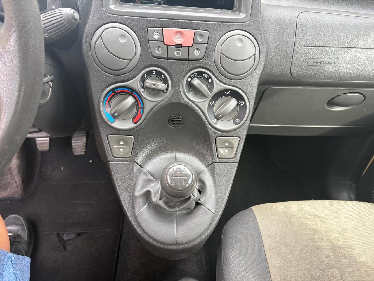 Fiat Panda 1.2 Dynamic natural power 2009 196.000 km