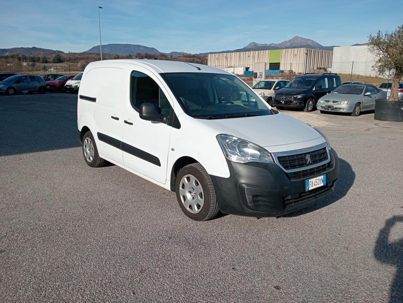 Peugeot Partner 1.6 BlueHDi 100CV 3 POSTI UNIPROPRIETARIO