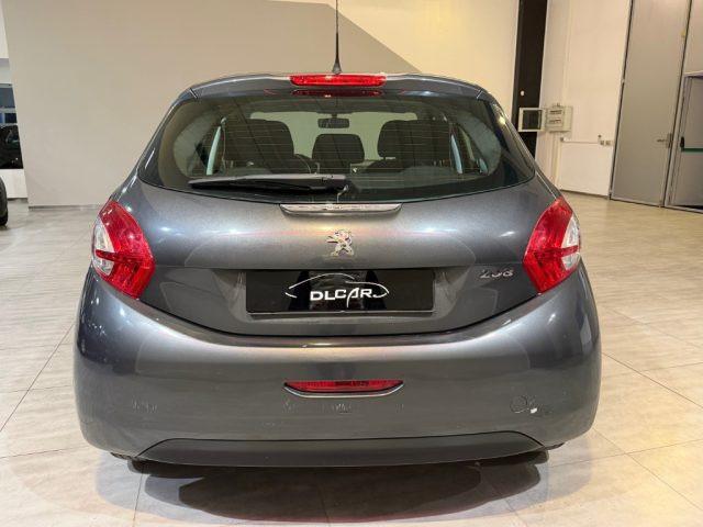 PEUGEOT 208 1.4 8V HDi 68CV 5P. Allure