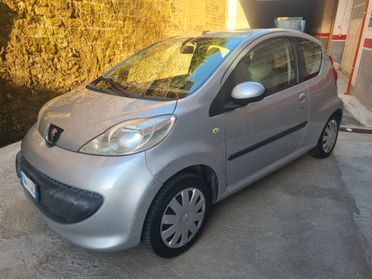Peugeot 107 1.0 68CV 3p. Sweet Years