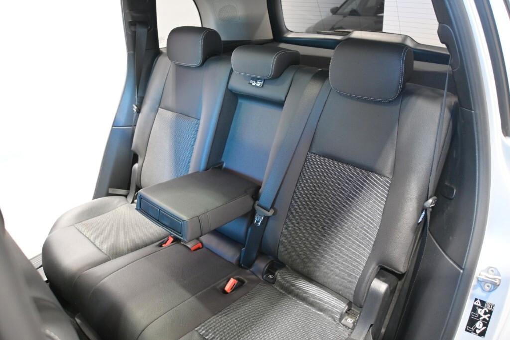 MERCEDES-BENZ GLB 180D 115CV AUTOMATIC BUSINESS SOLUTION ( FARI LED - TETTO PANORAMICO APR. - CRUISE - PELLE - NAVI PREMIUM - PARK ASSIST - TELECAMERA POST. )