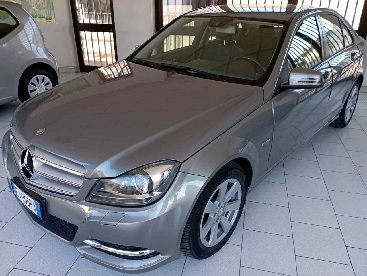 Mercedes-benz C 200 220 CDI BlueEFFICIENCY Elegance