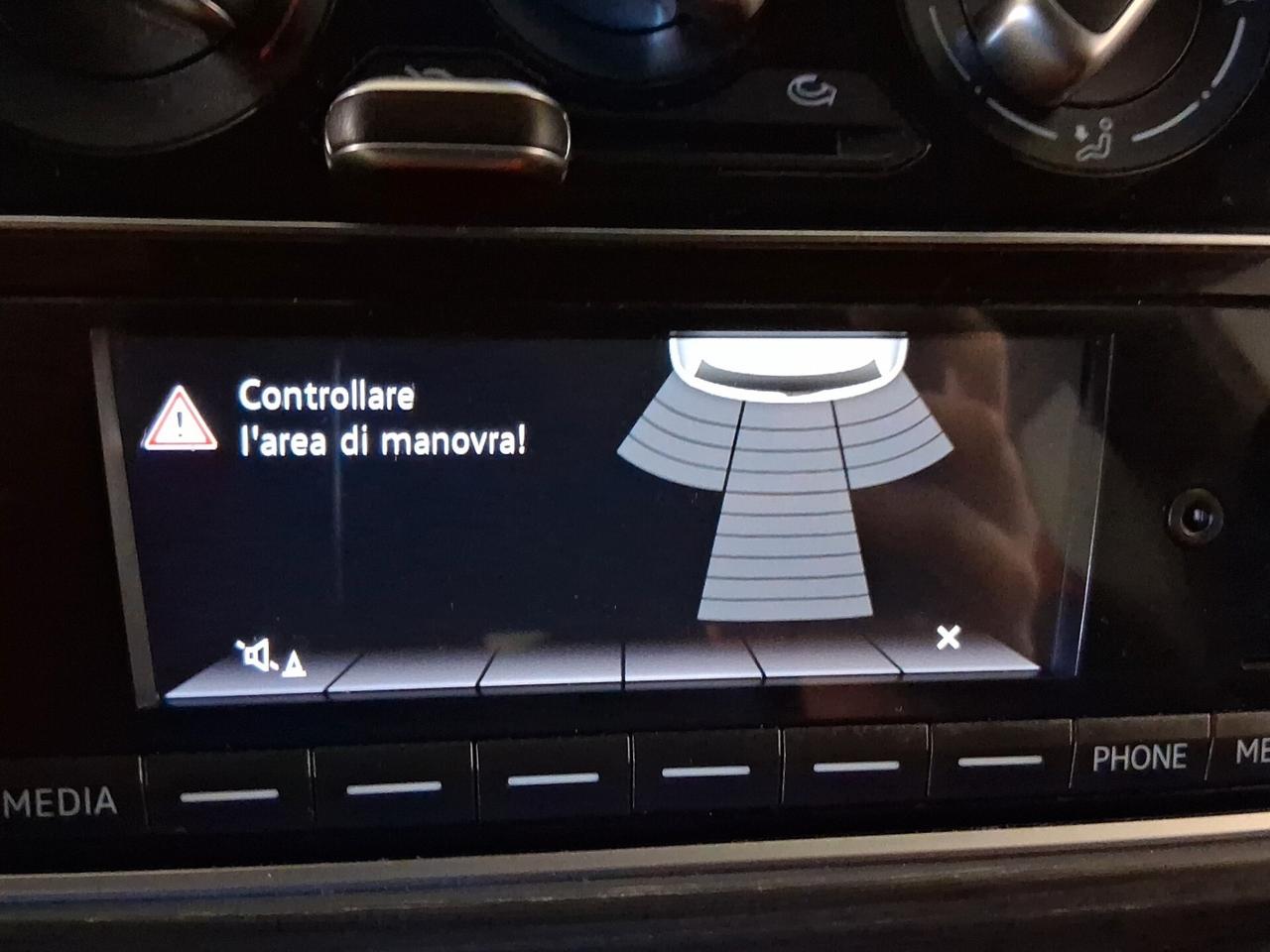 Volkswagen up! 1.0 75 CV 5p. cross BlueMotion Technology ASG