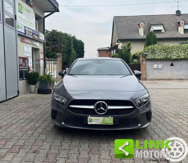 MERCEDES-BENZ A 200 Automatic 4Matic Sport
