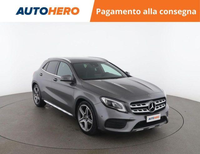 MERCEDES-BENZ GLA 200 d Automatic Premium