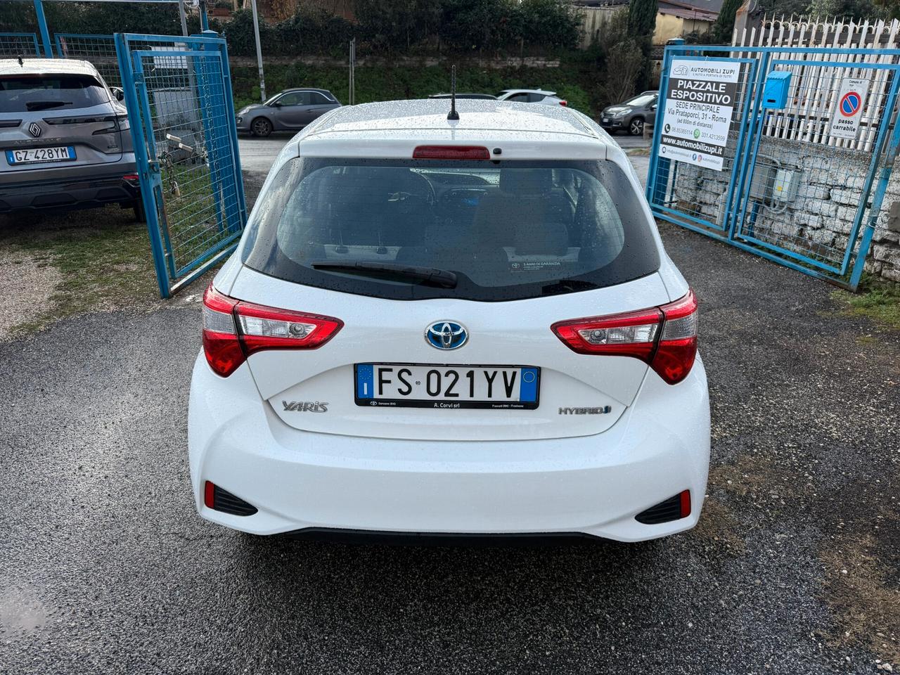 Toyota Yaris Hybrid **UNICO PROPRIETARIO**