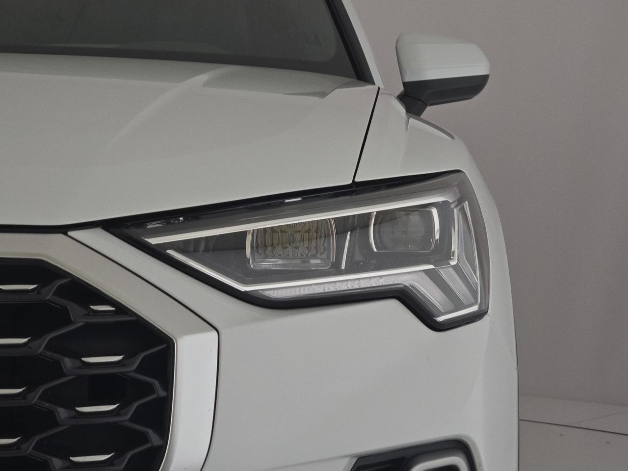 Audi Q3 sportback 35 2.0 tdi s line edition s-tronic
