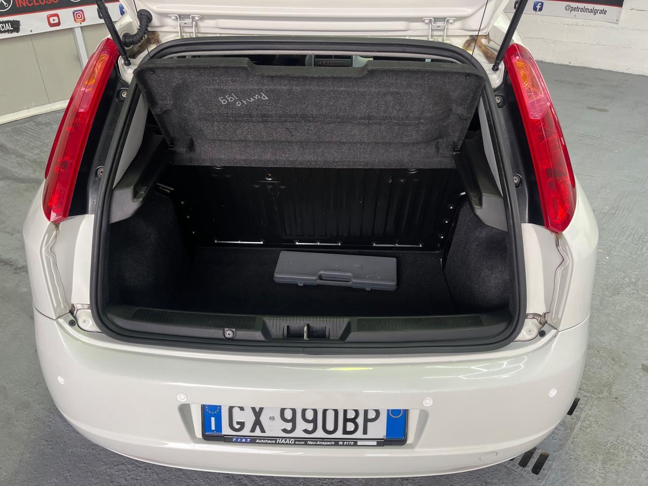 FIAT GRANDE PUNTO - NEOPATENTATI