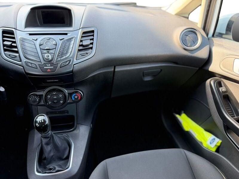 Ford Fiesta Fiesta 5p 1.4 Black&White GPL 95cv