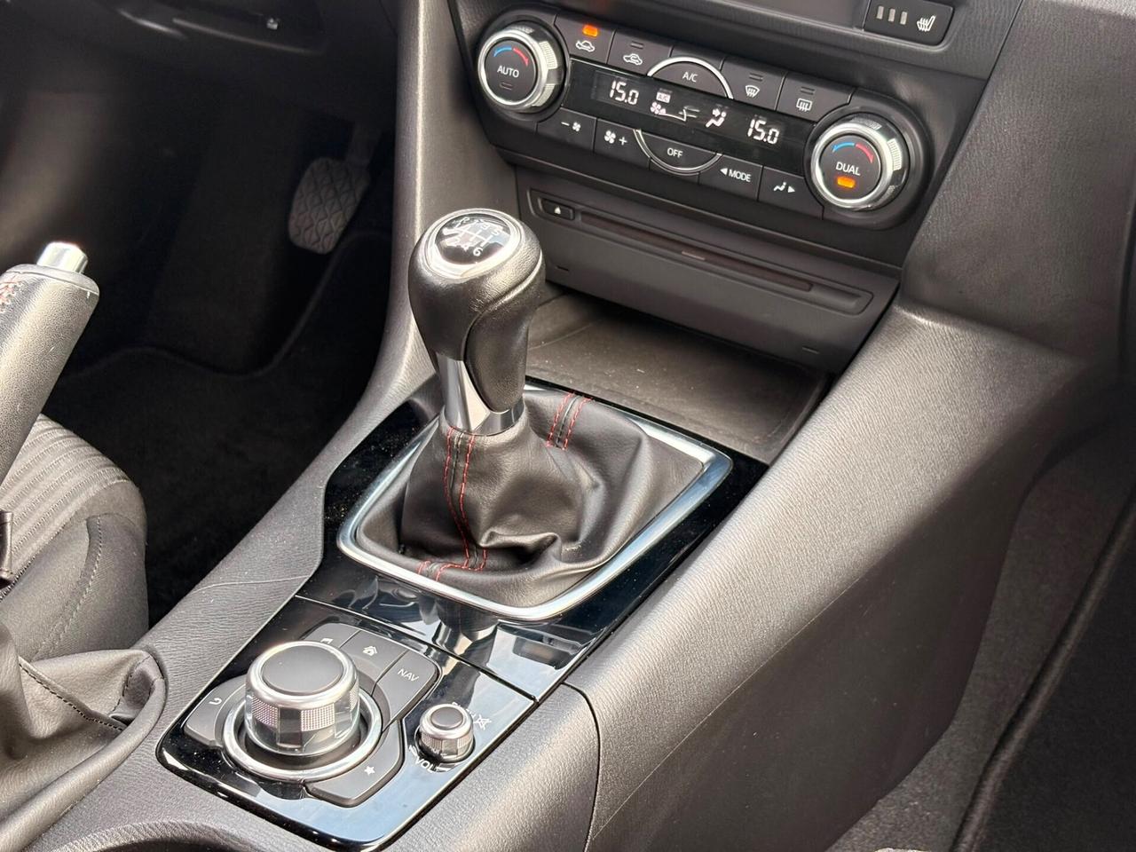 Mazda 3 Mazda3 2.2 Skyactiv-D Exceed