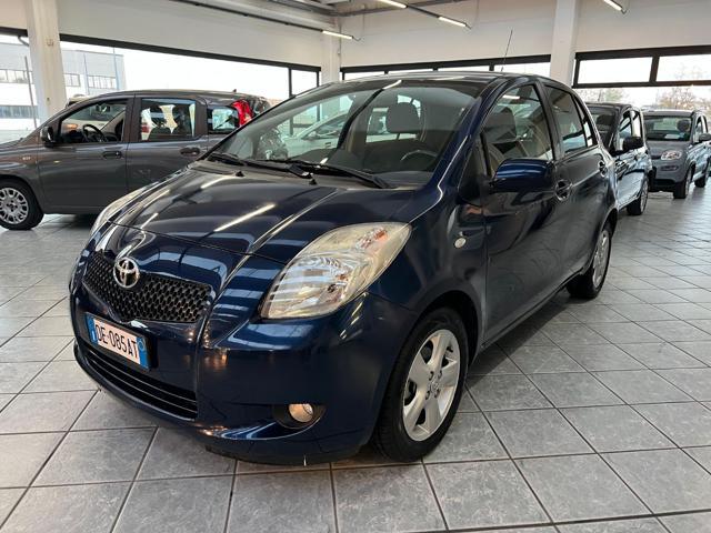 TOYOTA Yaris 1.0 5 porte Sol Uniproprietaria-Clega-4 stagioni