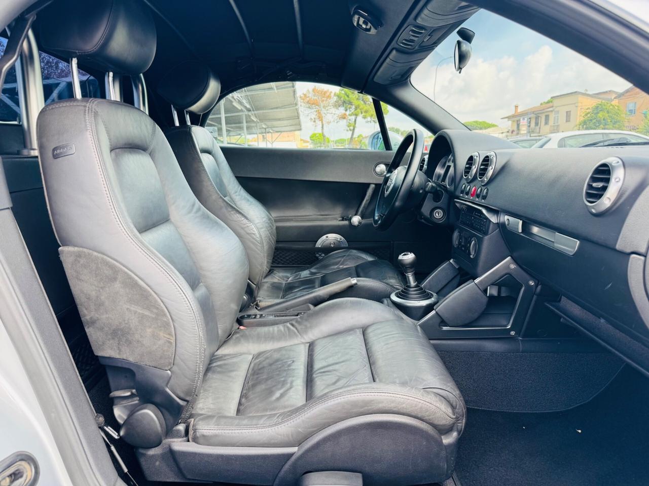 Audi TT Roadster 1.8 T 20V 179 CV cat-spider