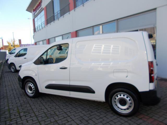 CITROEN Berlingo BlueHDi 130 EAT8 S&S Van M Club