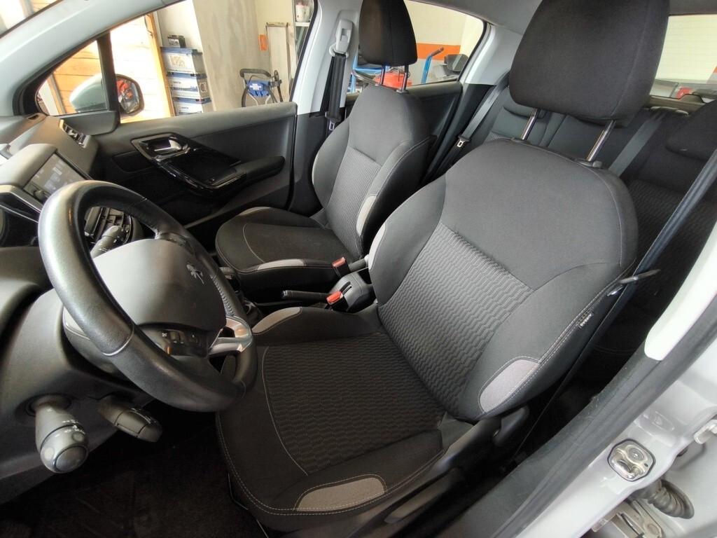 PEUGEOT 208 1,2 BENZ- KM 70000-UNIPROPRIETARIO-EURO 6