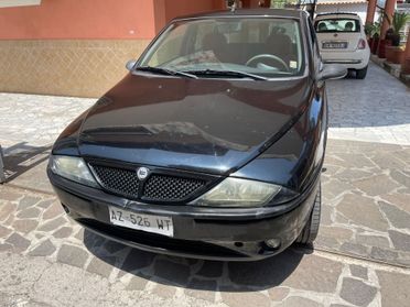 Lancia Y 1.2i cat Elefantino Blu