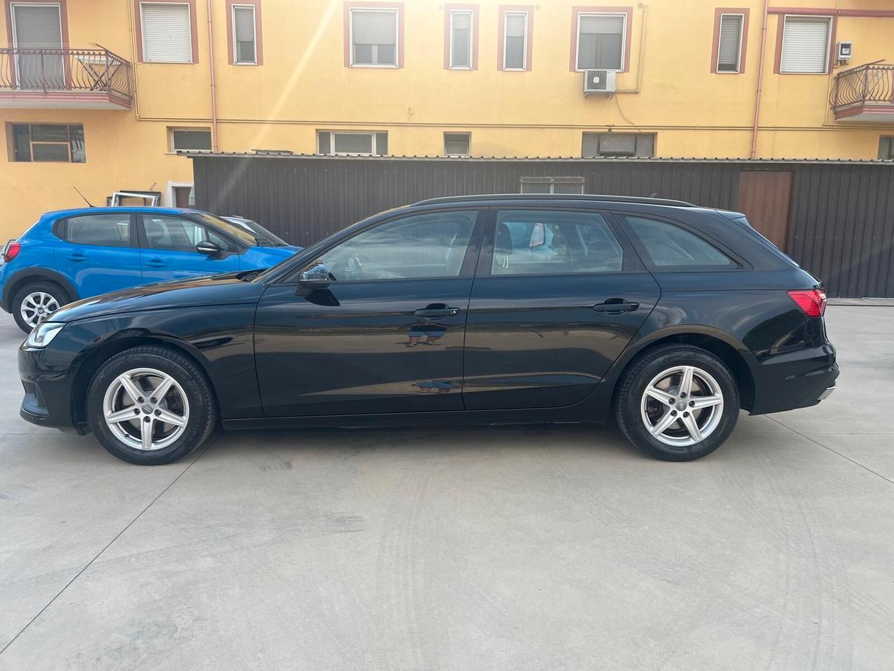 Audi A4 Avant 35 TDI/163 CV S tronic Business