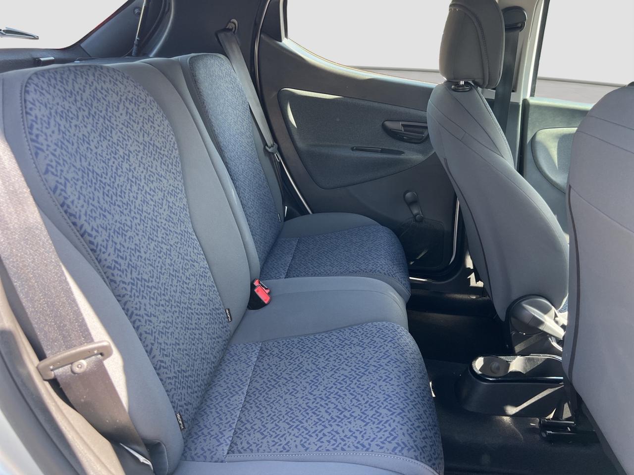 Lancia Ypsilon 1.0 FireFly 5 porte S&S Hybrid Ecochic Gold