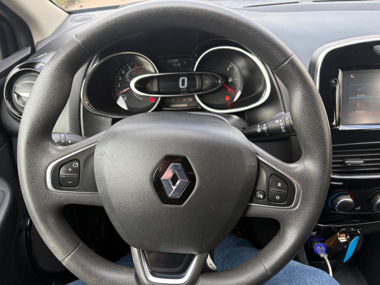 Renault Clio .900..benzina/ GPL anno 2018 km 130