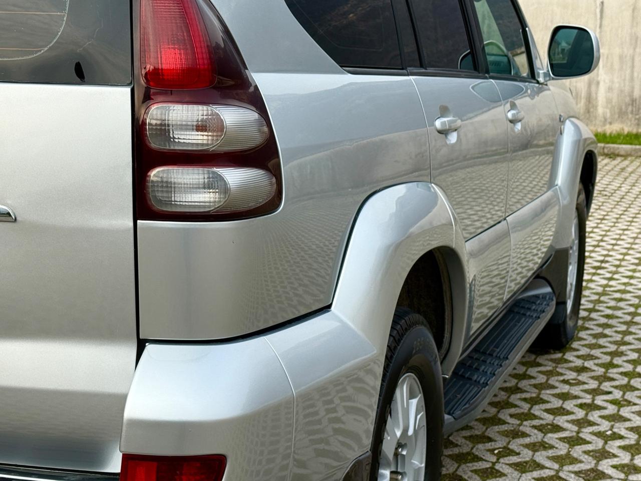 Toyota Land Cruiser 3.0 D manuale 8 posti 5 porte