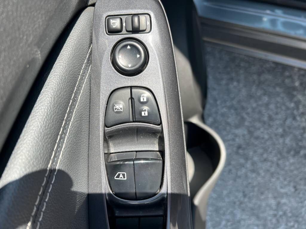 Nissan Juke 1.0 DIG-T 114 CV N-Connecta