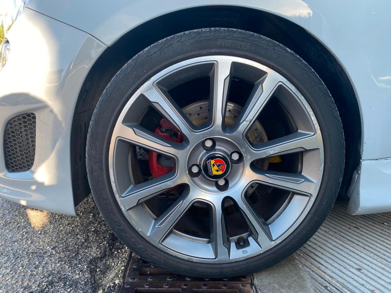 Abarth 500 1.4 Turbo T-Jet MTA Custom Turismo