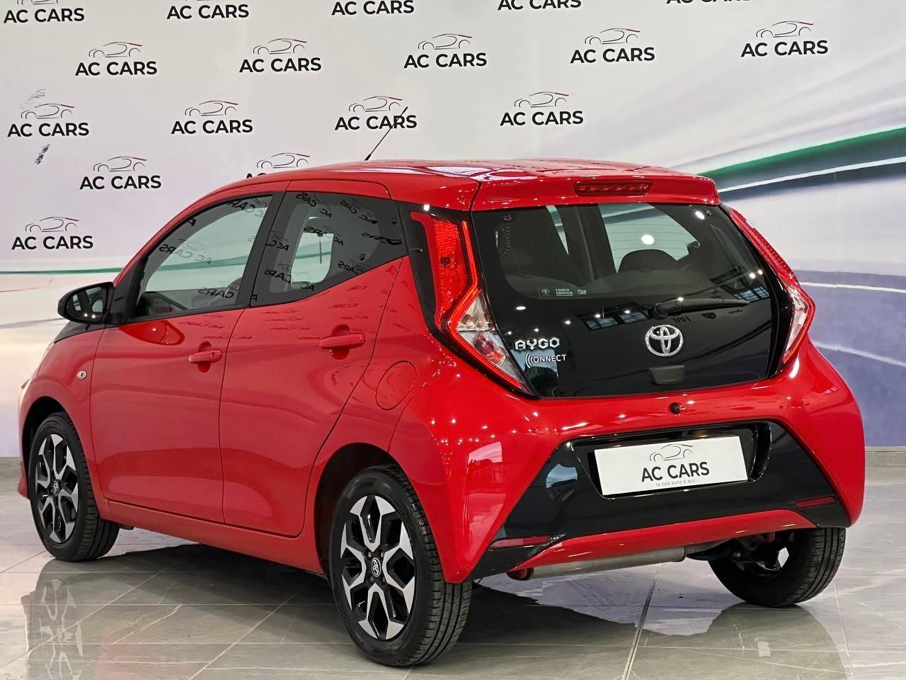 Toyota Aygo Connect 1.0 VVT-i 72 CV 5 porte x-clusiv perfetta