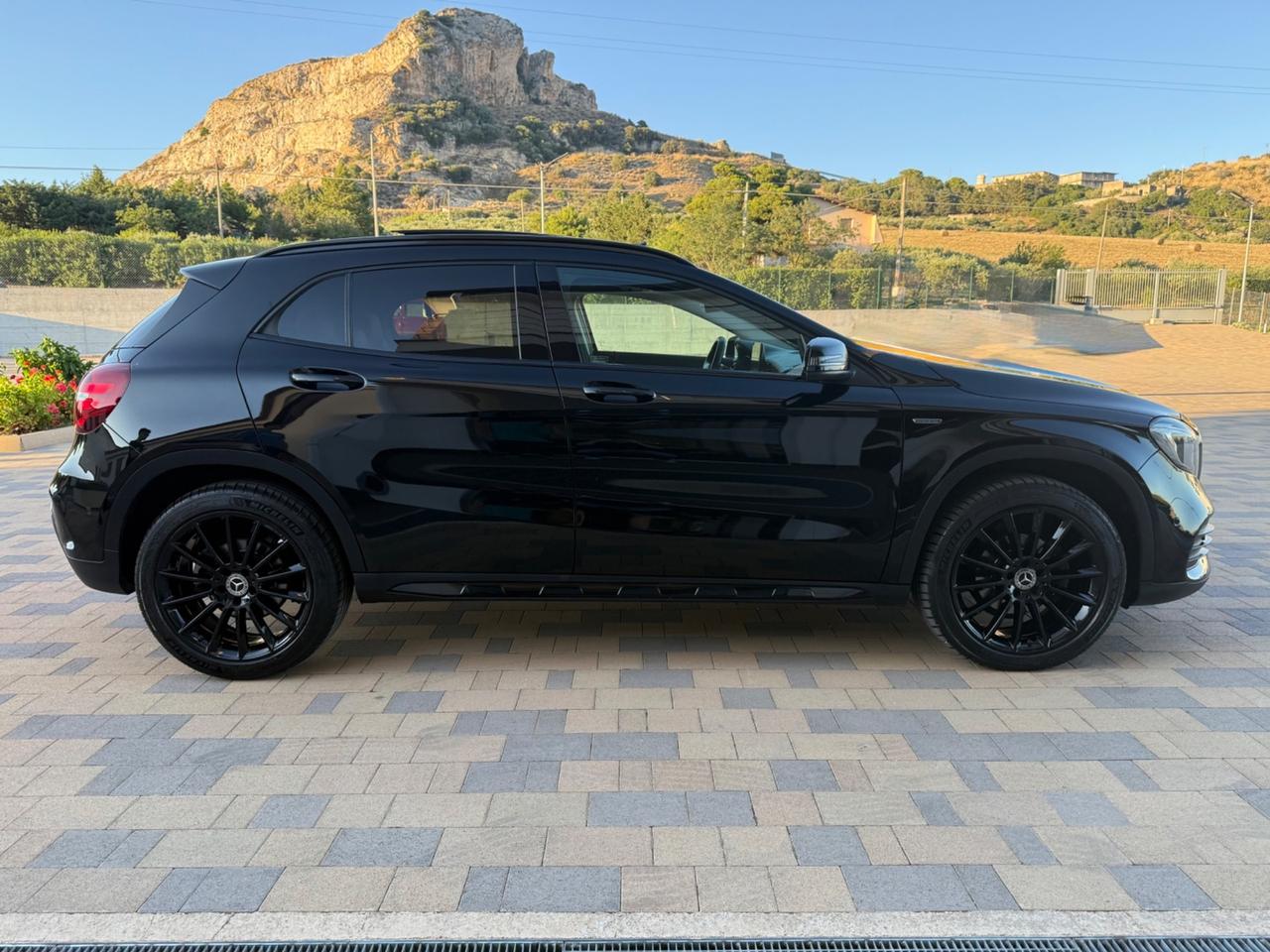 Mercedes-benz GLA 200 GLA 200d NIGHT EDITION 4Matic Premium