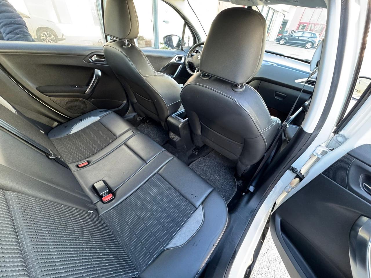 Peugeot 2008 1.6 e-HDi 92 CV Stop&Start ETG6 Allure NEOPATENTATI