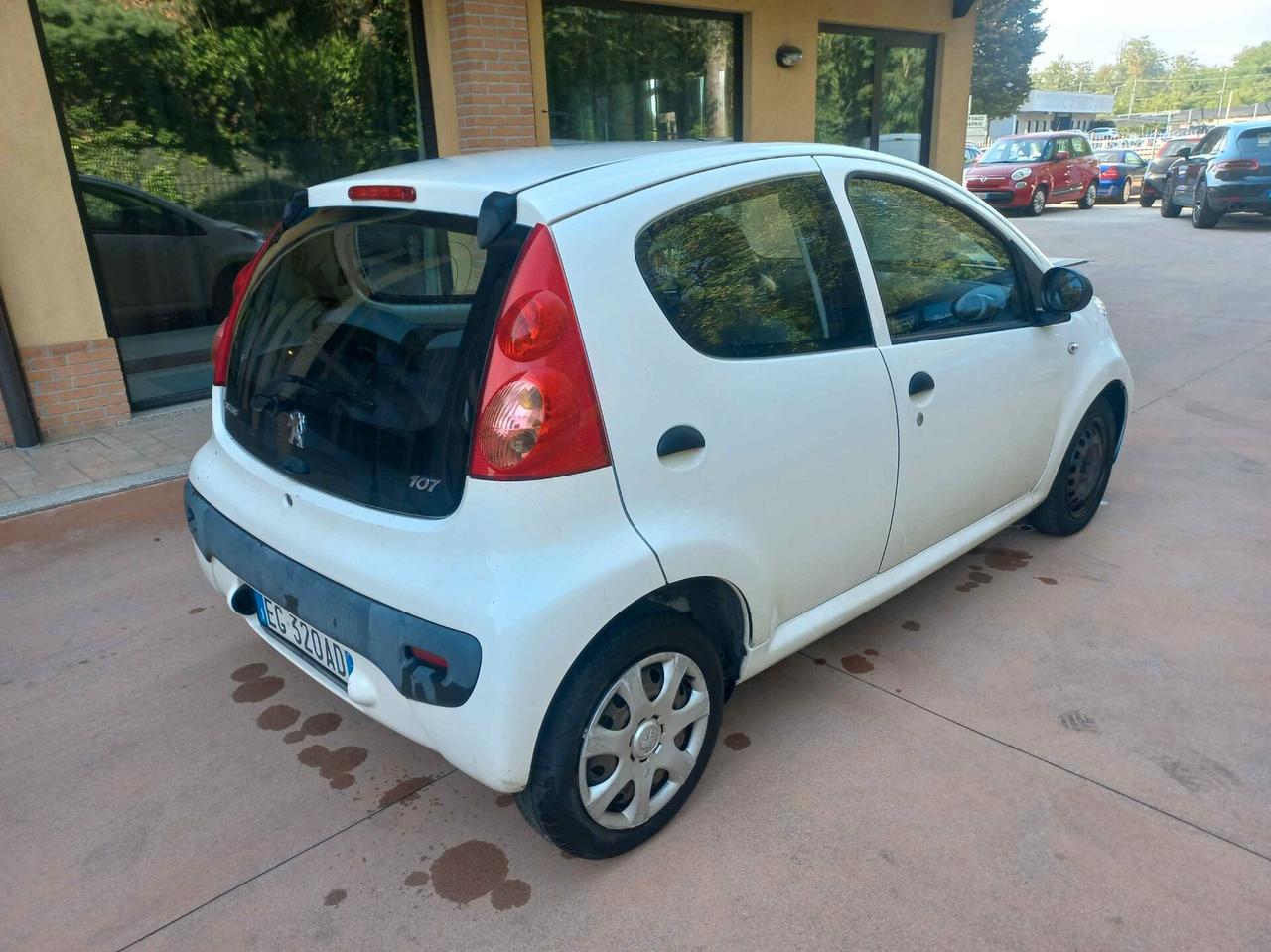 Peugeot 107 1.0 68CV 5p. Desir
