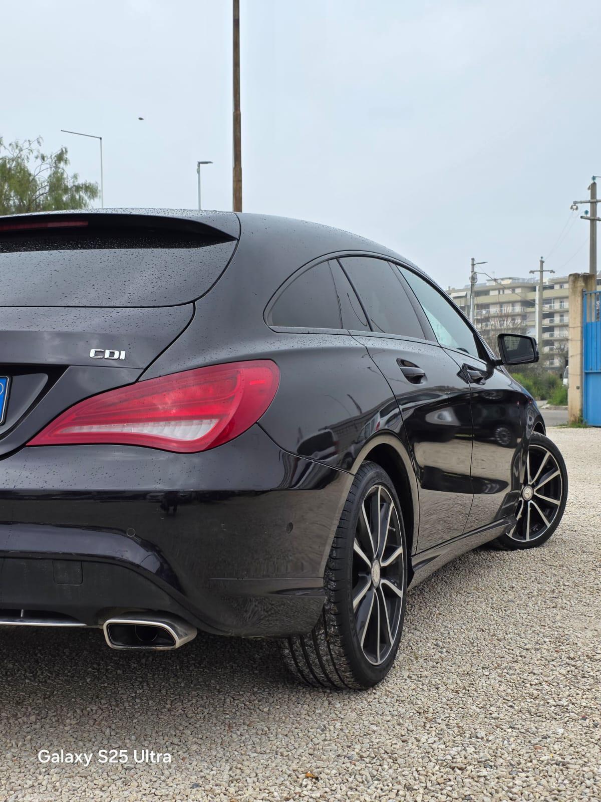 Mercedes CLA 200 CDI S.W. Automatic Premium Dark Night