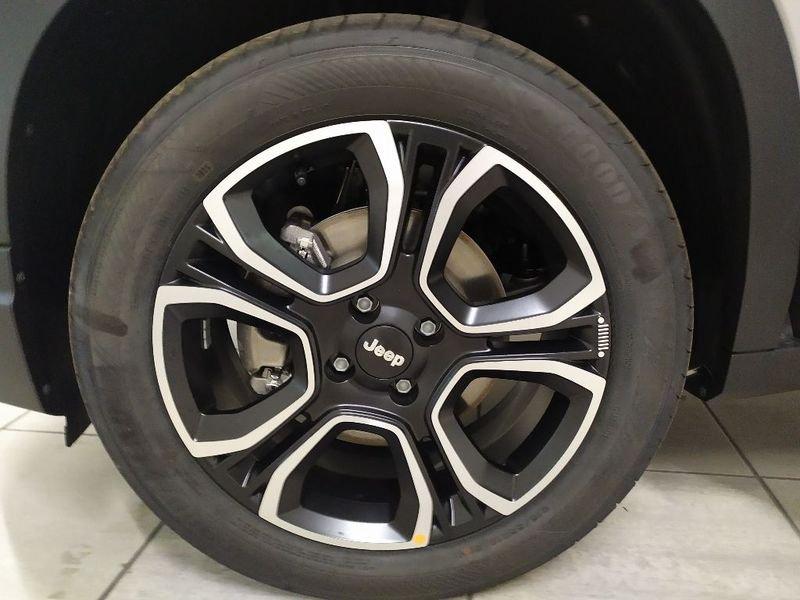 Jeep Avenger 1.2 turbo e-hybrid mhev Summit fwd 110cv edct6