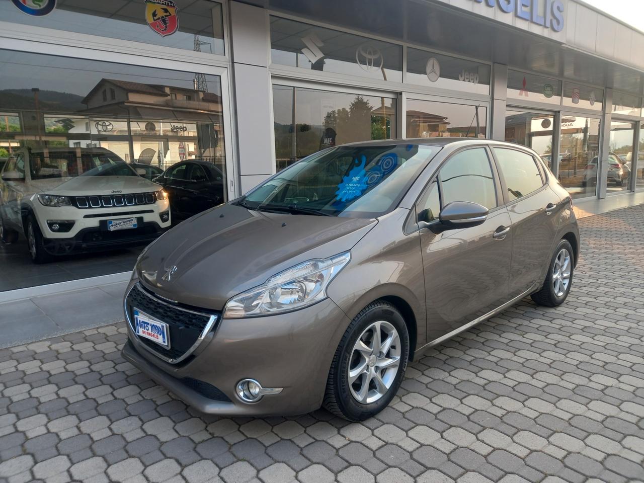 PEUGEOT 208 1.4 HDi 68 CV - 5 PORTE ALLURE * OK NEOPATENTATI *