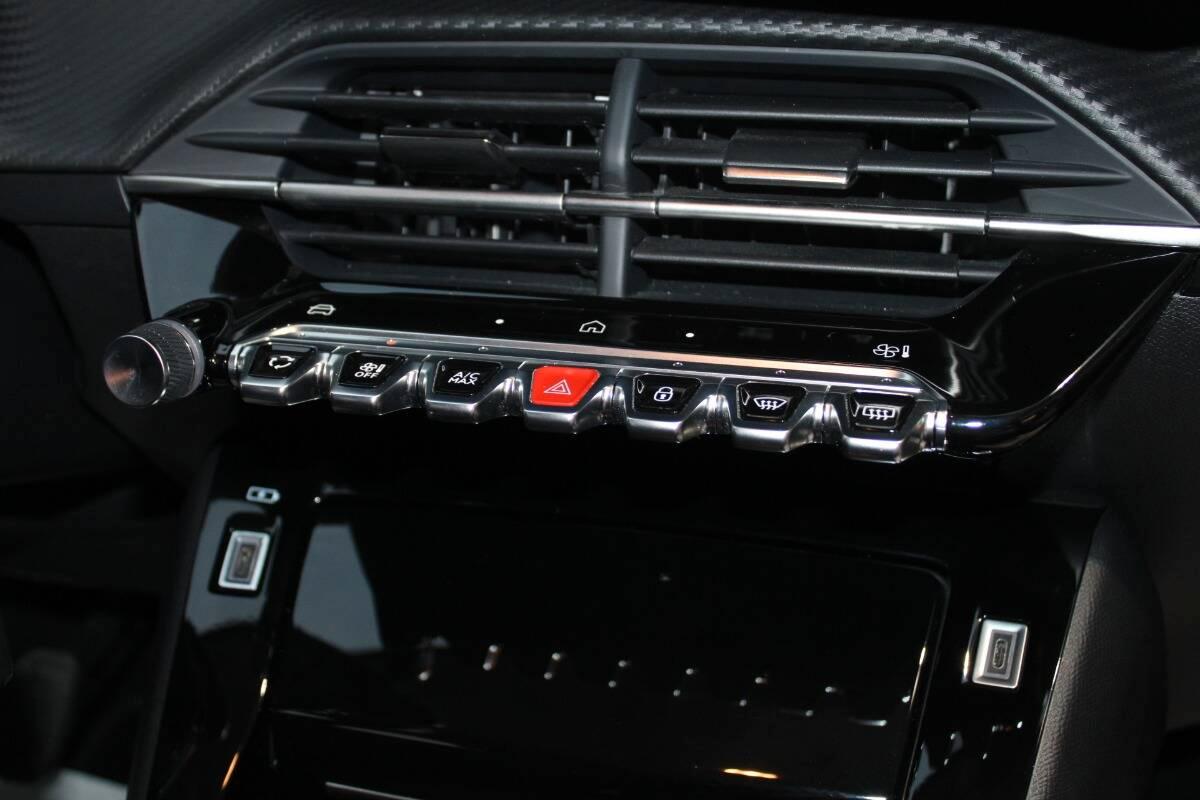 Peugeot 208 1.2 puretech Allure s&s 100cv Con NAVIGATORE