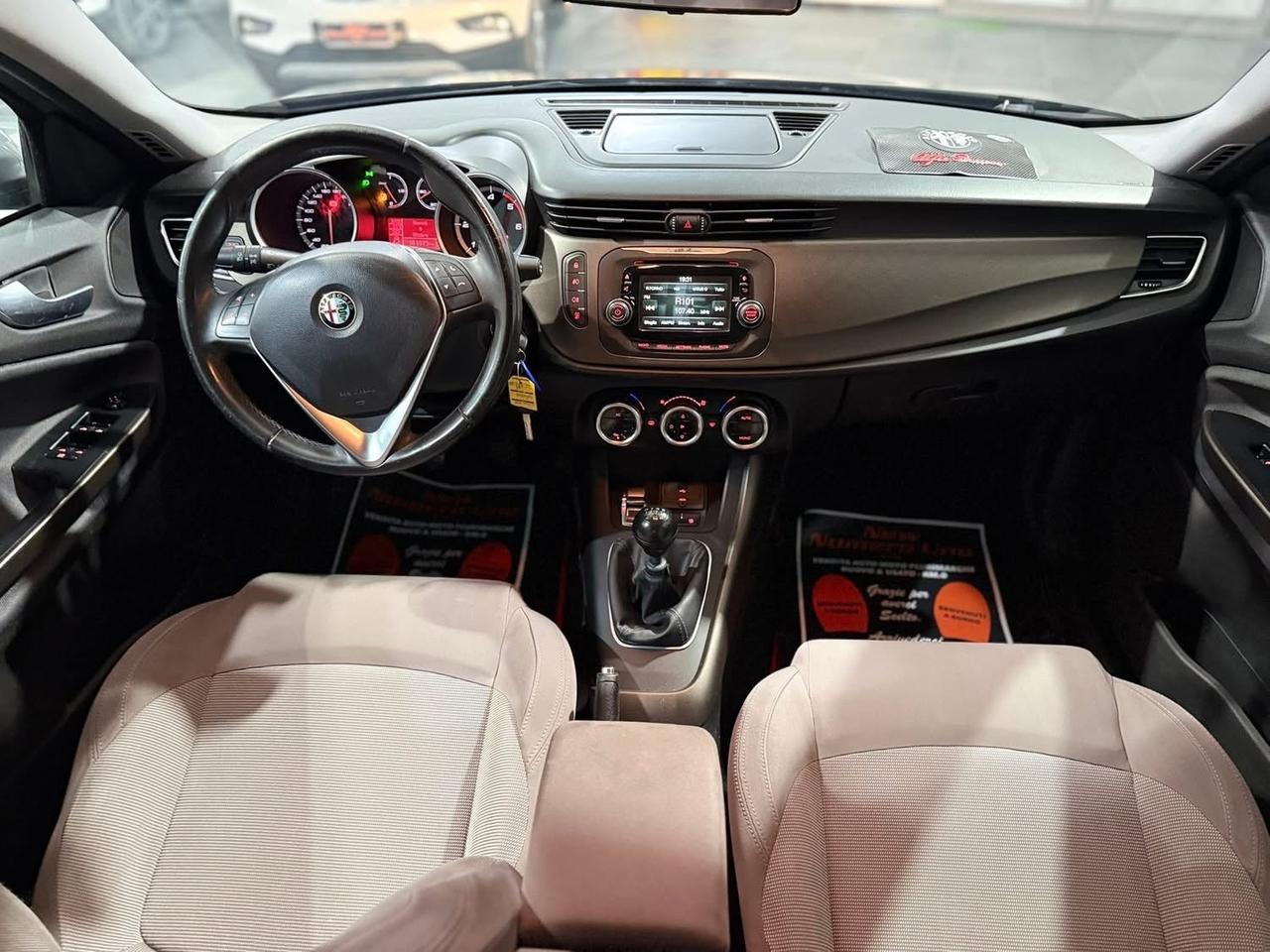 Alfa Romeo Giulietta 1.6 Mjt 105cv Distinctive 2015