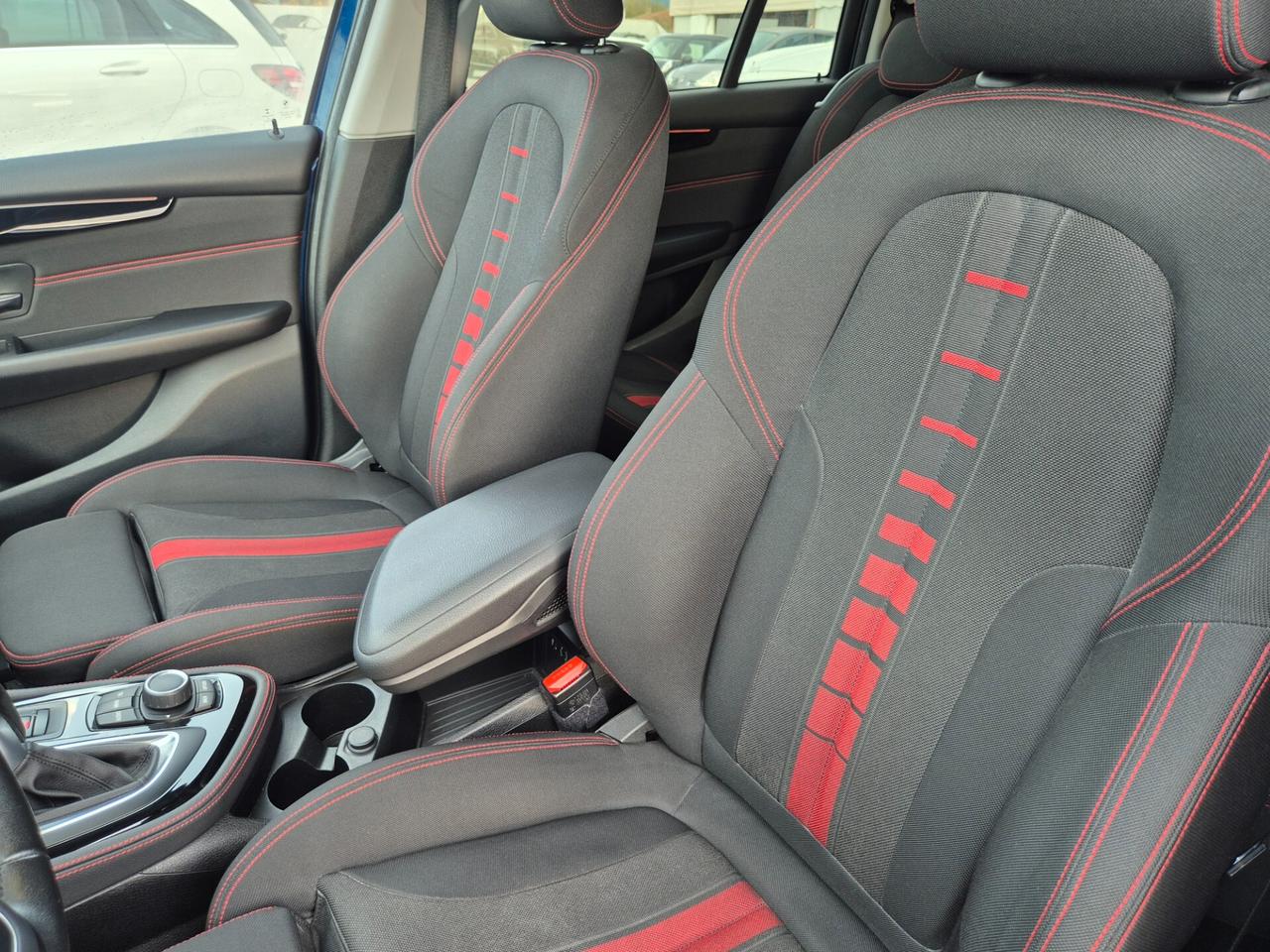 Bmw 218d 2er Active Tourer 218d Luxury 7 POSTI