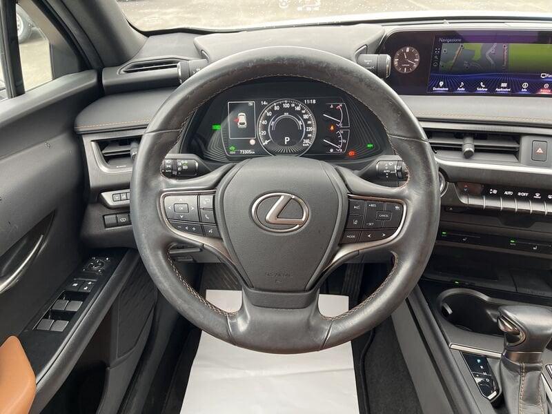 Lexus UX UX 250h 2.0 Luxury 2wd cvt