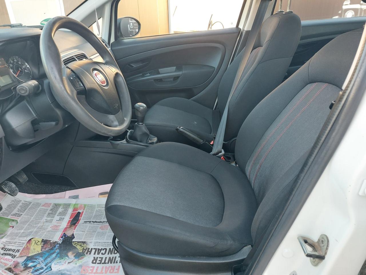 Fiat Punto 1.3 MJT 85 CV S&S Street 2014