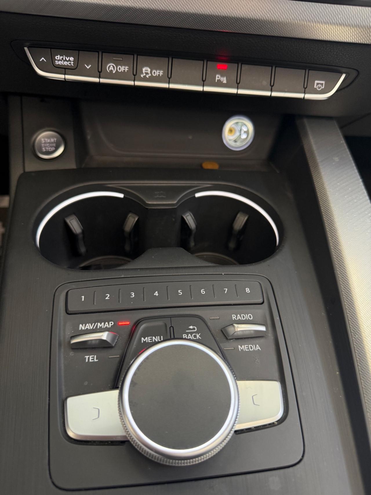 Audi A5 Cabrio 40 2.0 tdi Sport 190cv CAMBIO s-tronic NAVIGATORE, INTERNI IN PELLE, ANDROID AUTO, KM CERTIF
