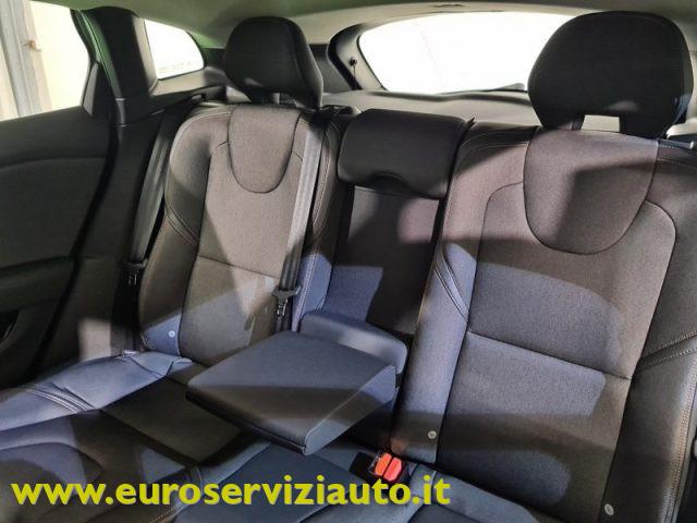 VOLVO V40 Cross Country D2 Geartronic Style Plus