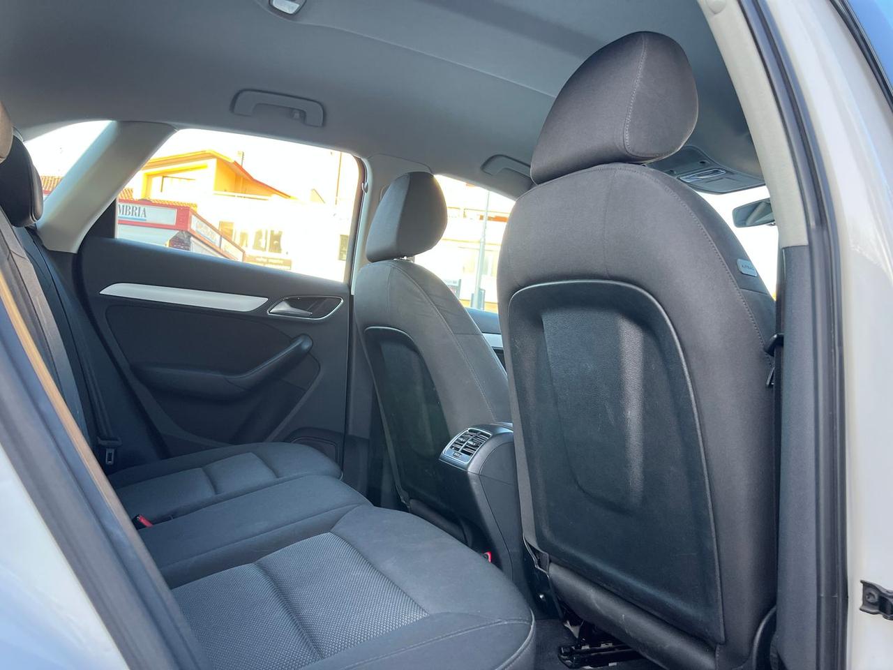 Audi Q3 2.0 TDI #9611