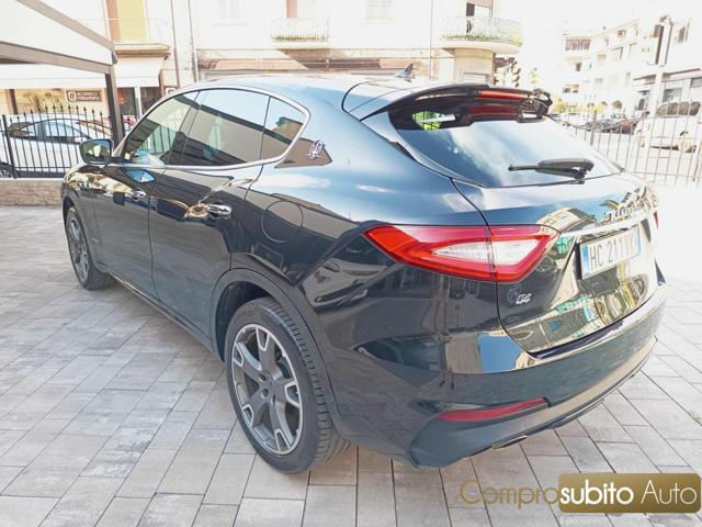MASERATI Levante V6 AWD Gransport
