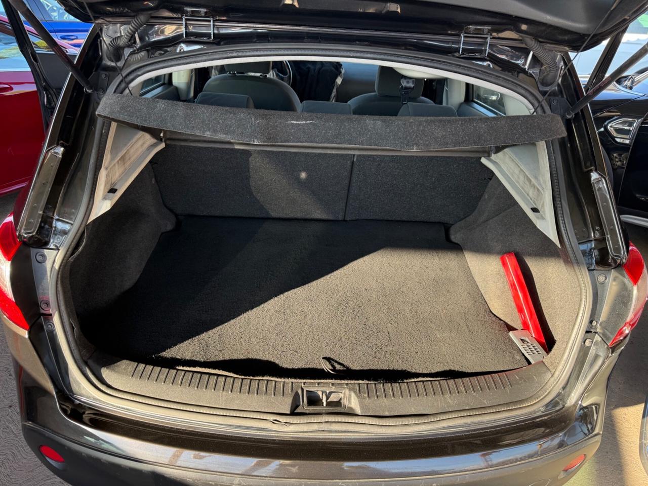 Qashqai 1.6 GPL //UNIPRO/RATE