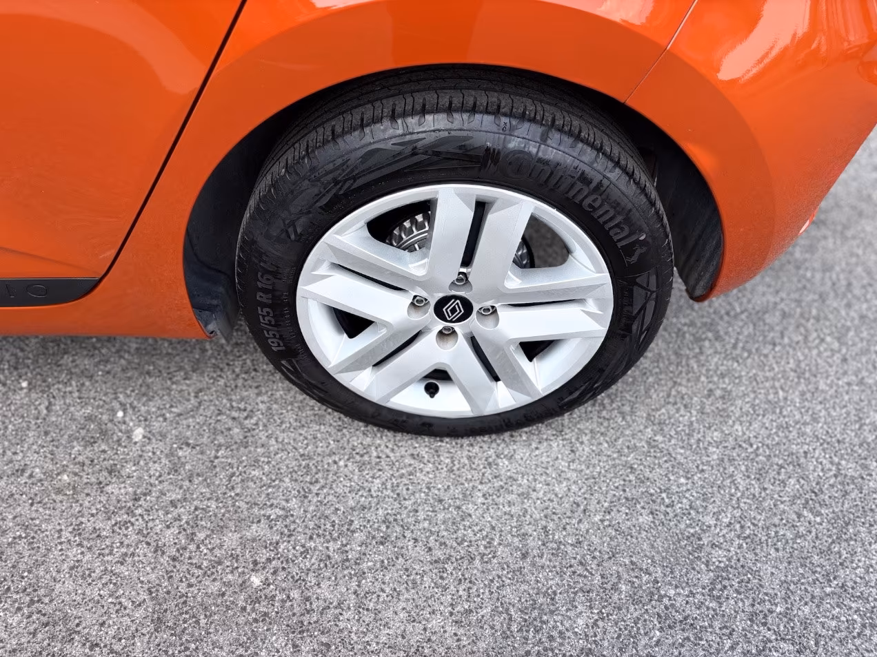 Renault Clio 1.0 Gpl 101CV E6 Neo - 2024