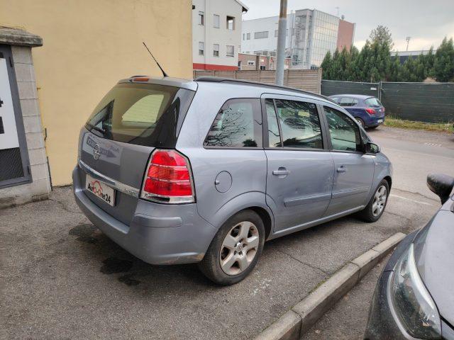 OPEL Zafira 1.9 CDTI 120CV Cosmo 7 POSTI - NEOPATENTATI