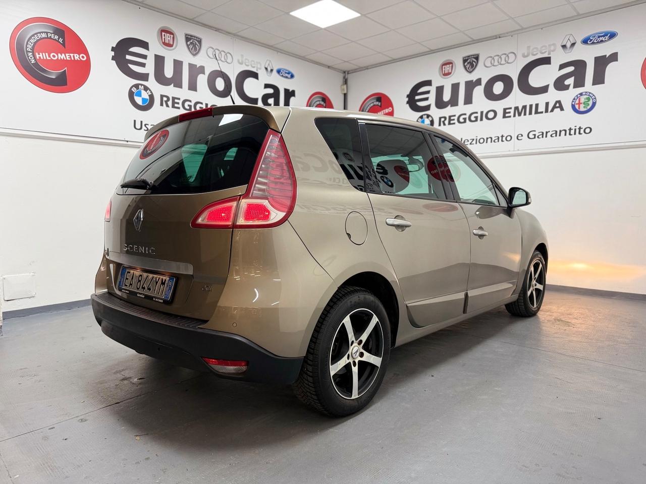Renault Scenic X-Mod 1.5 dCi 110CV Luxe 01/2010 euro 5 NEOPATENTATI