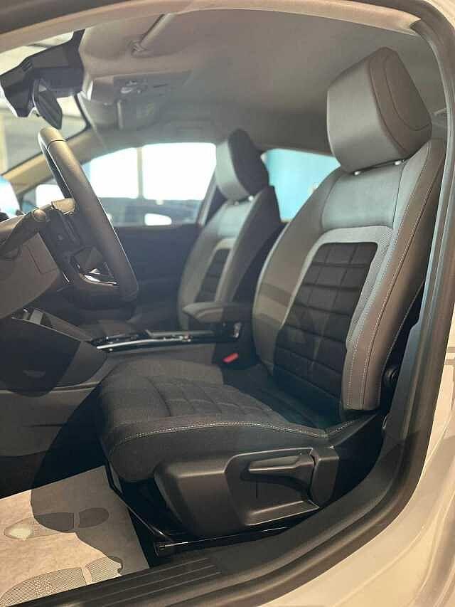 Citroen C4 PureTech 130 S&S EAT8 Plus