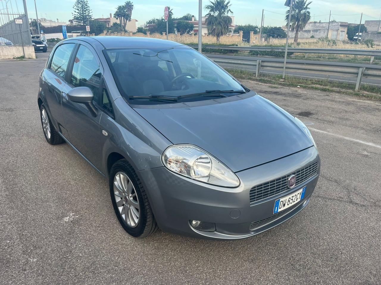 Fiat Grande Punto 1.3 MJT 5 porte Emotion Unipro 2009